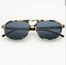 Load image into Gallery viewer, FREYRS Fenix