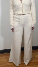 Load image into Gallery viewer, Linen Blend Pleated Wide Leg Pants