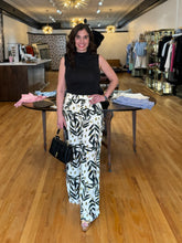 Load image into Gallery viewer, Abstract Wide Leg Pants
