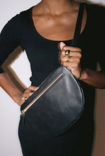 Load image into Gallery viewer, The Big Sling Bag