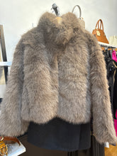 Load image into Gallery viewer, Collared Faux Fur Jacket
