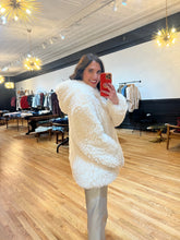 Load image into Gallery viewer, Shaggy Faux Fur Jacket
