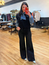 Load image into Gallery viewer, High Rise Utility Raw Hem - Black
