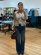 Load image into Gallery viewer, Floral Jacket
