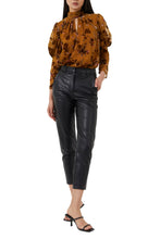 Load image into Gallery viewer, Faux Leather Tapered Trousers
